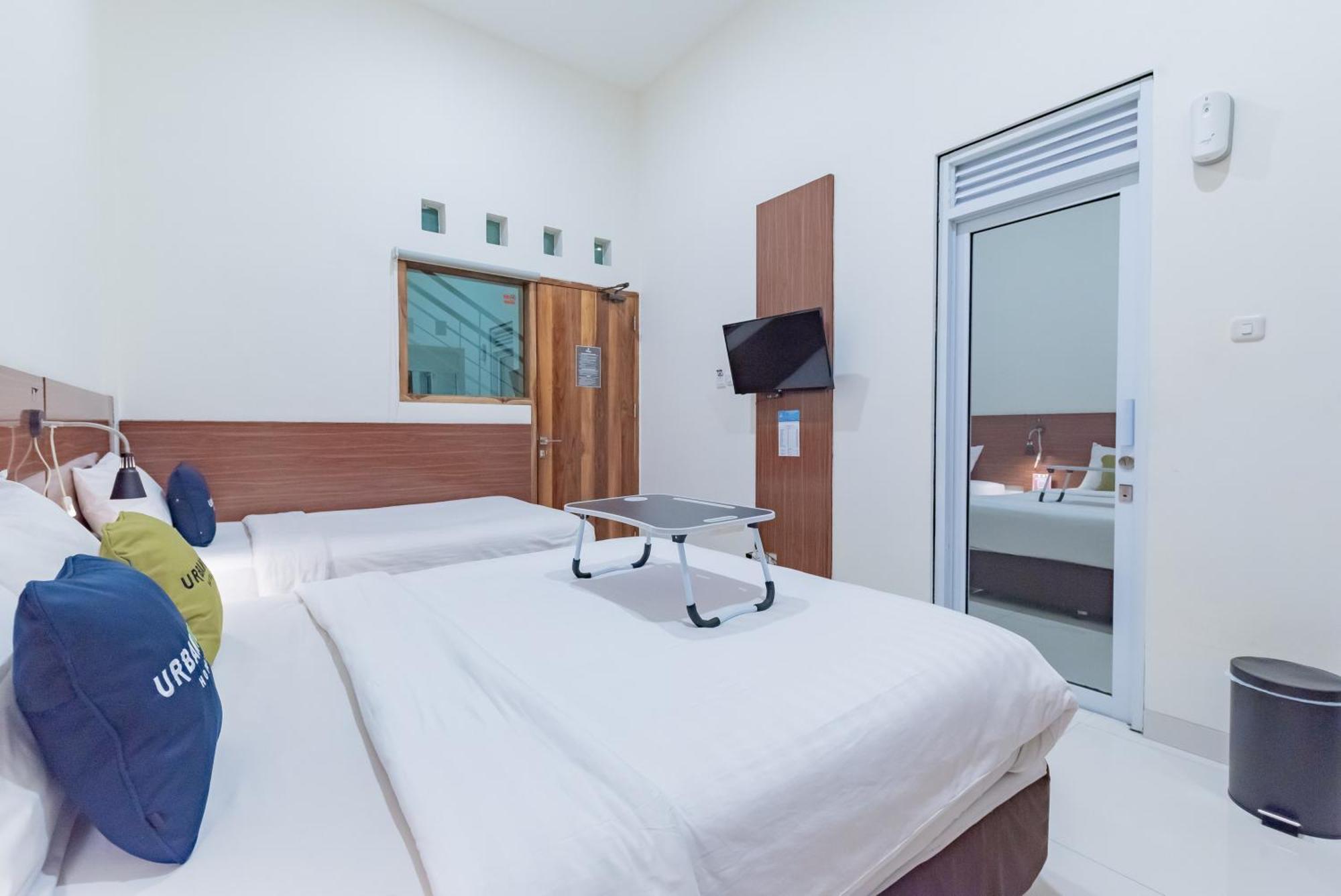 Urbanview Darmo Residence Bandung Dış mekan fotoğraf