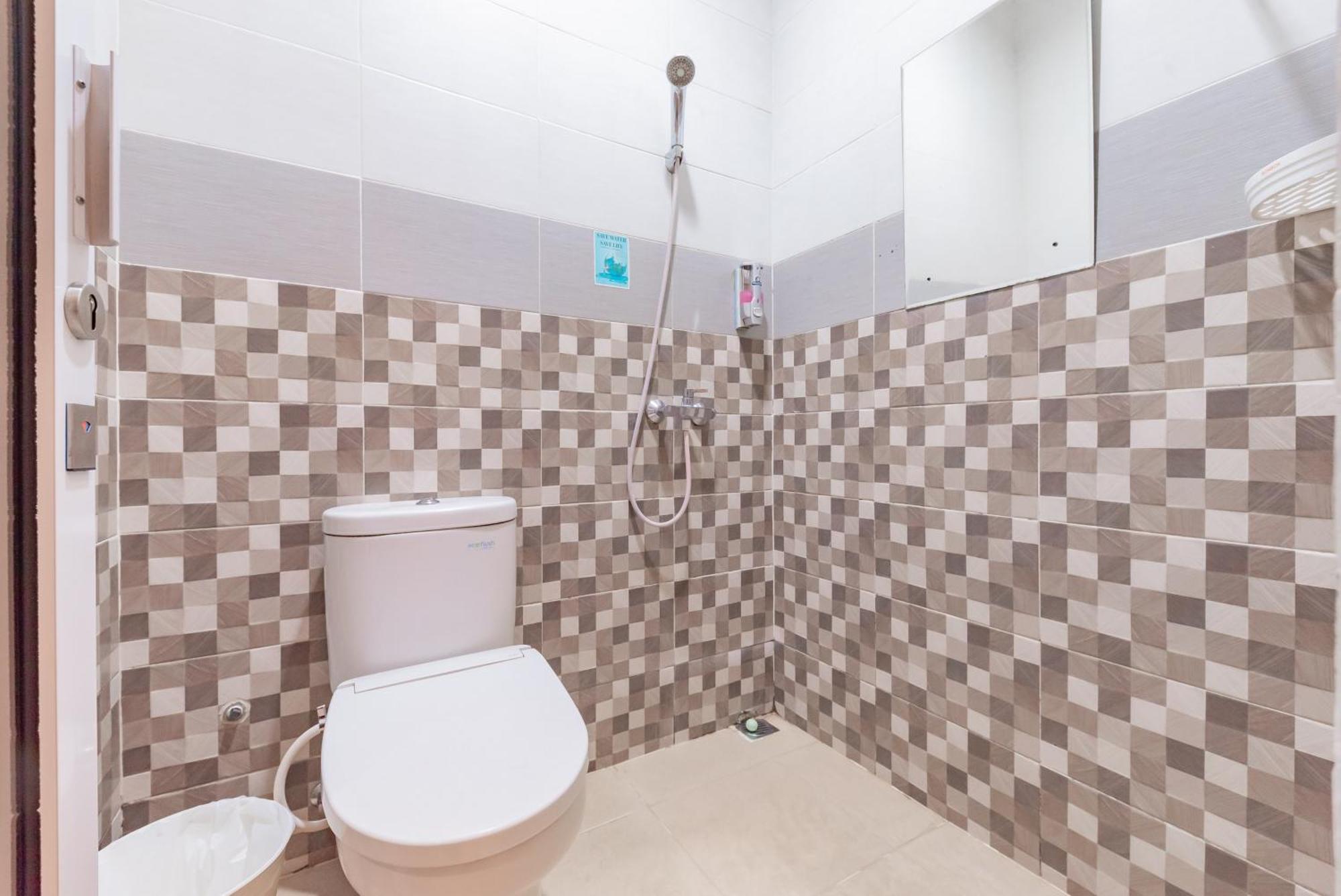 Urbanview Darmo Residence Bandung Dış mekan fotoğraf