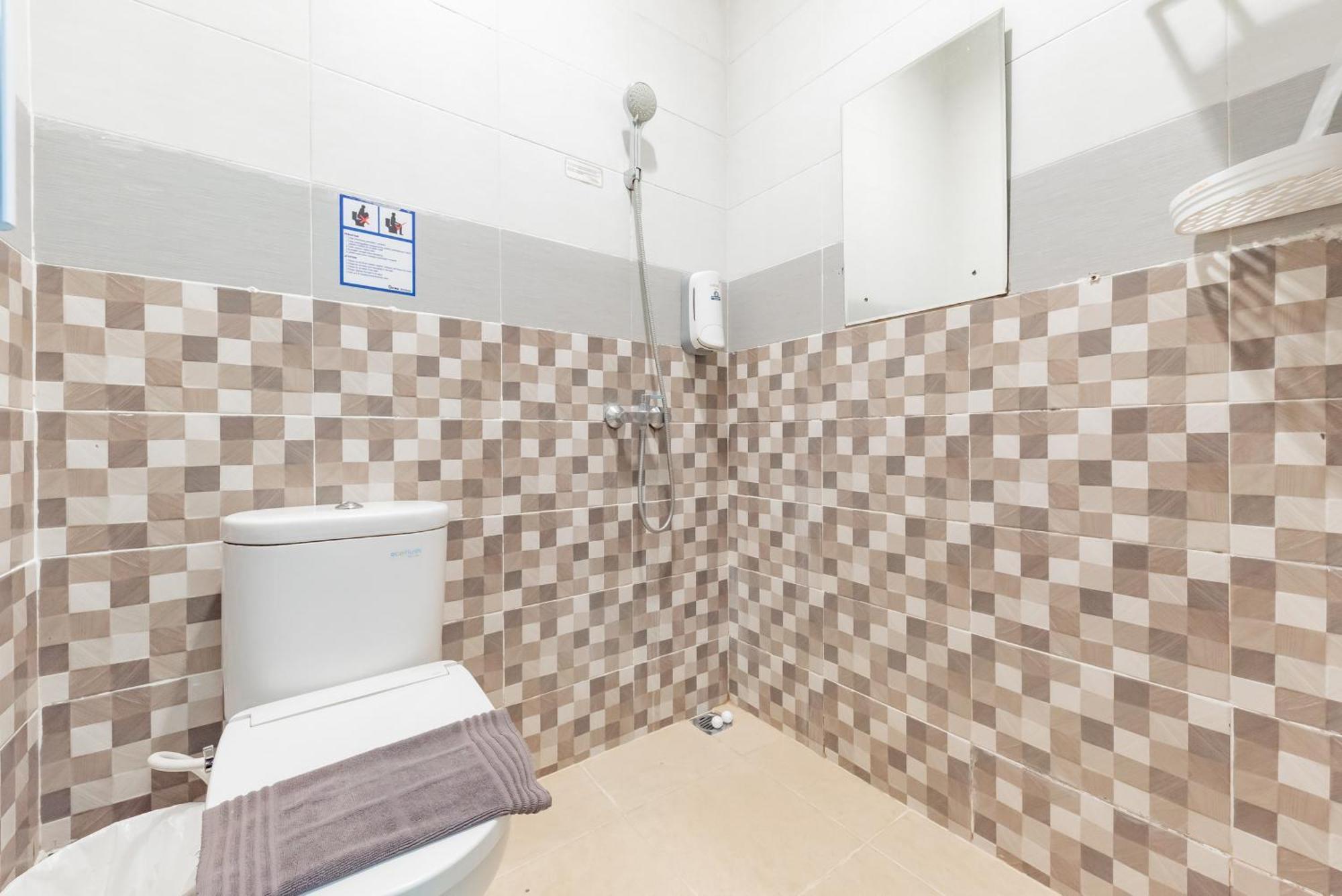 Urbanview Darmo Residence Bandung Dış mekan fotoğraf